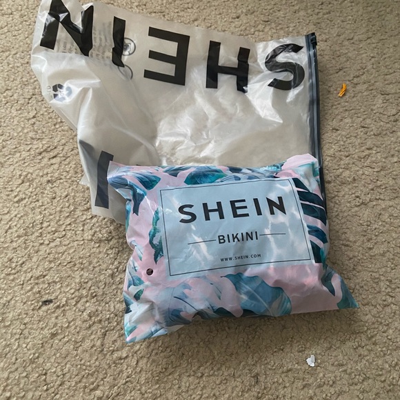 Shein Animal Print Bathing suit - Picture 6 of 7